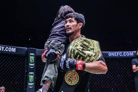 广东男篮末节逆转击败山东